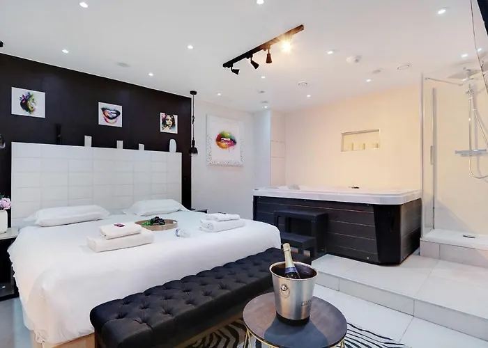 Cosy Rdc - Sacree Coeur Montmartre *